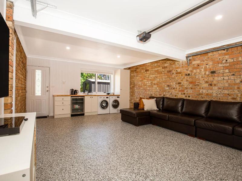 Anacapri - Pet Friendly - Opposite Beach - Fireplace - image 15