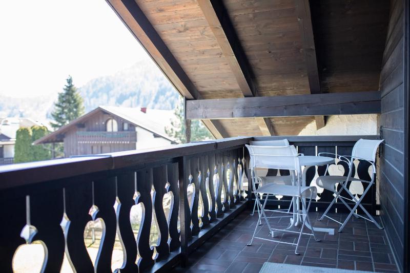 Apartment with Mountain View image 3