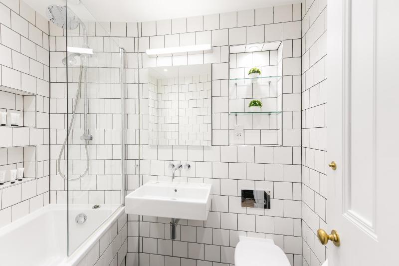 Superior Two-Bedroom Apartment image 4