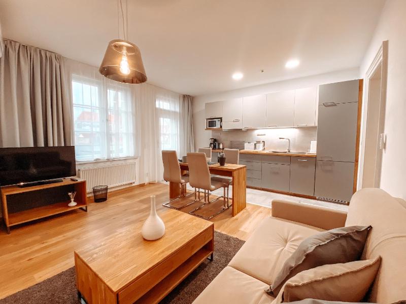 One-Bedroom Apartment with Terrace and View image 1