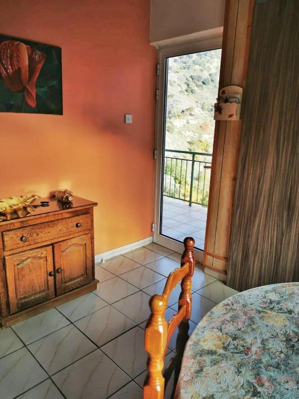 Two-Bedroom House image 4