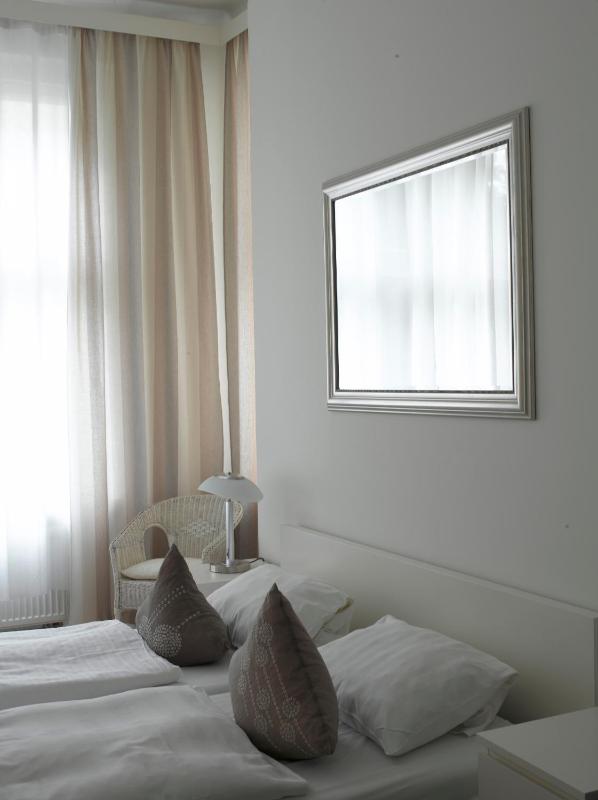 Hotel Garni Kleist am Kurfürstendamm - image 14