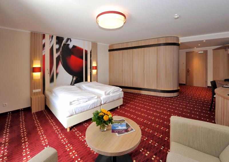 Comfort Single Room image 3