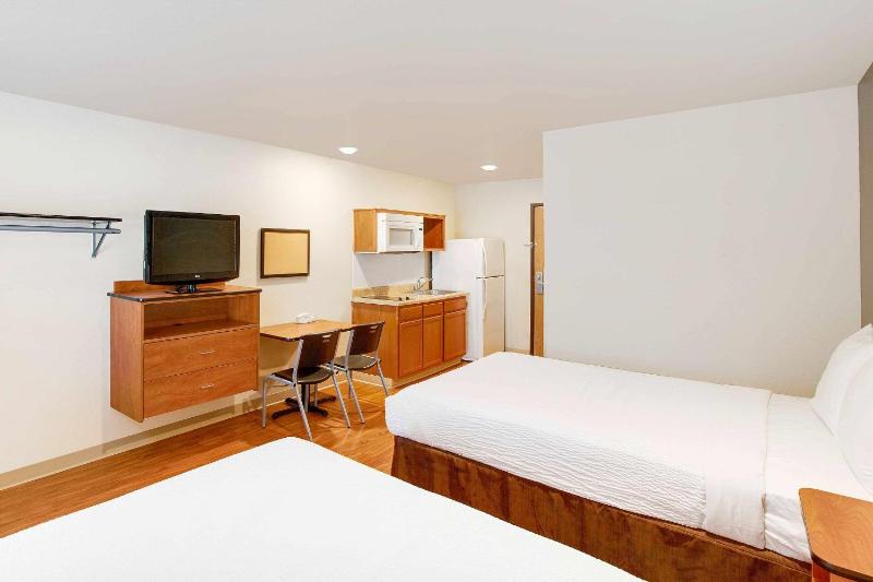 Double Room with Two Double Beds - Non-Smoking image 2