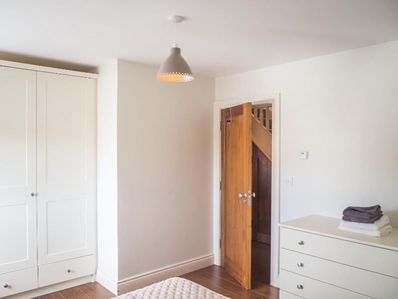 Carraroe Apartment - image 7