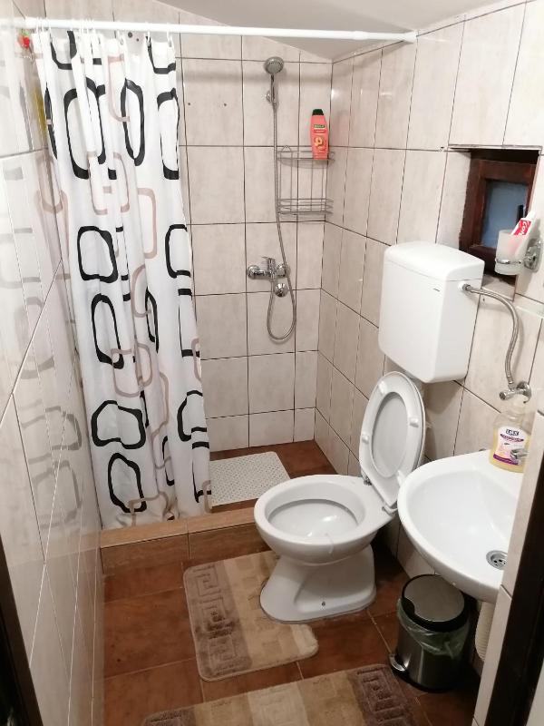 Deluxe Double Room with Balcony image 2