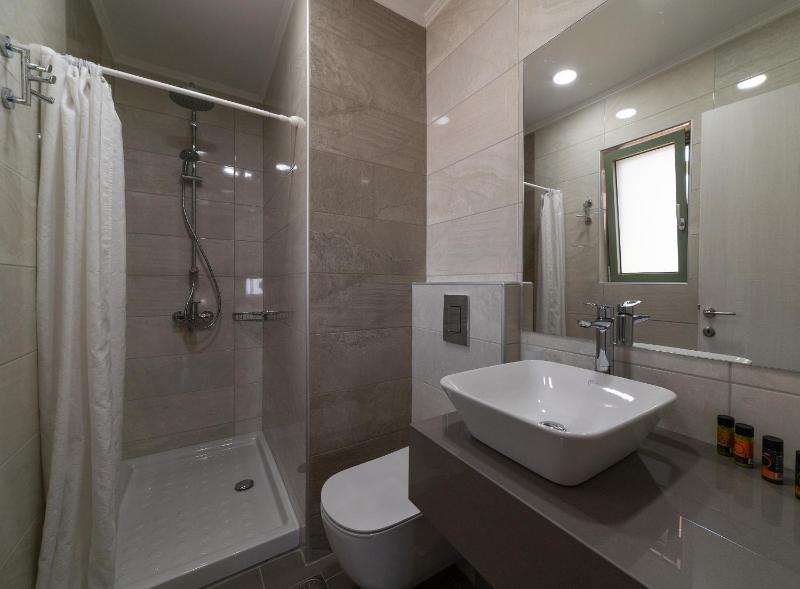 Junior Suite with Sea View image 2