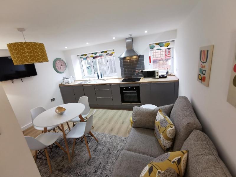 Superior Apartment image 2