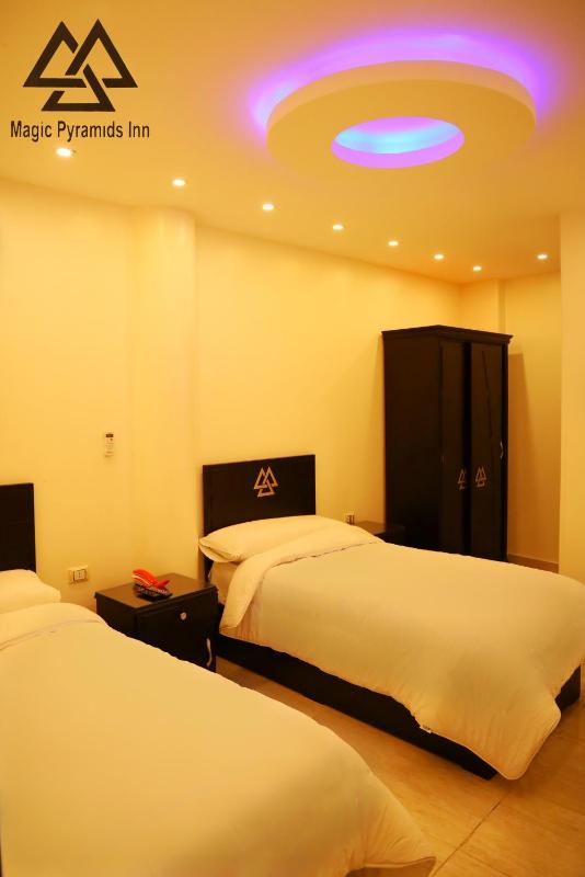 Deluxe Double Room image 3