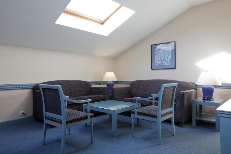 Junior Suite (2 Adults + 2 Children) image 3