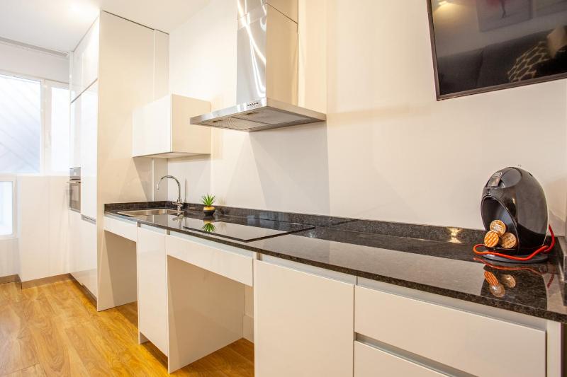 MyFlats Luxury Downtown - image 24
