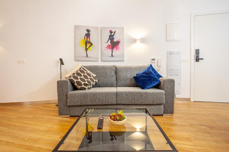 MyFlats Luxury Downtown - image 26