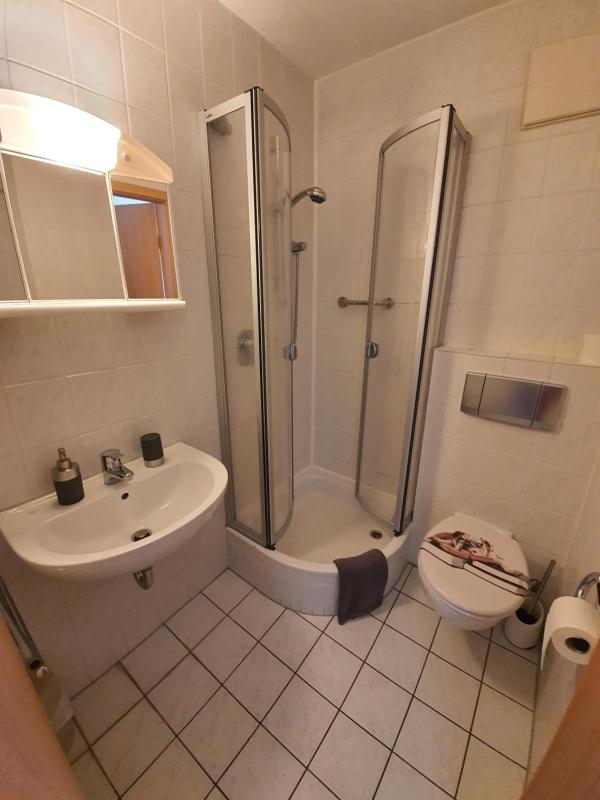Large Double Room image 2