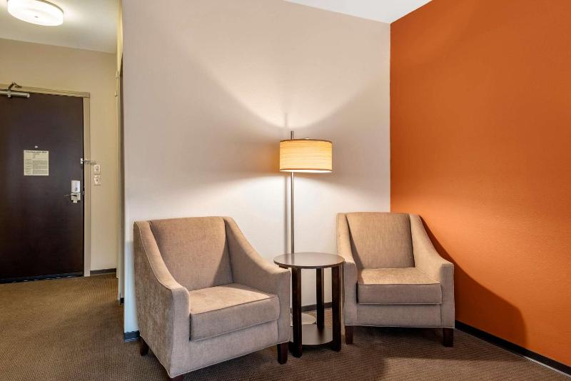 Sleep Inn & Suites Moab near Arches National Park - image 6
