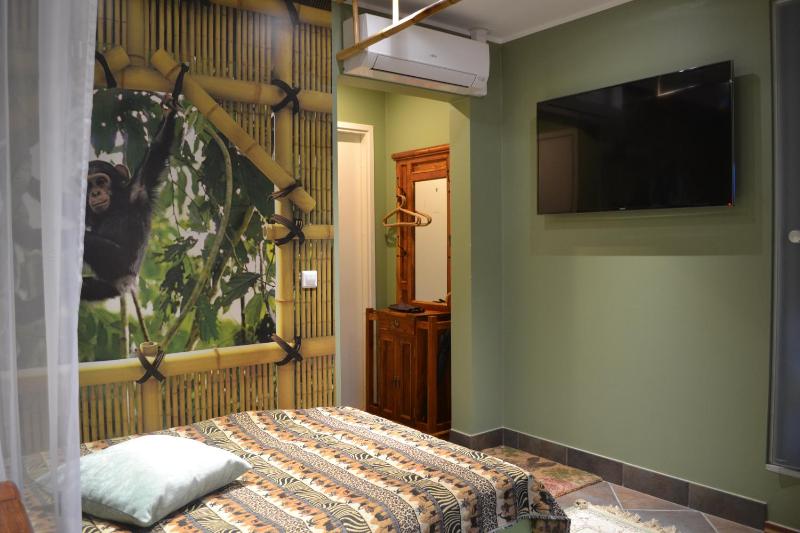 Single Room image 4