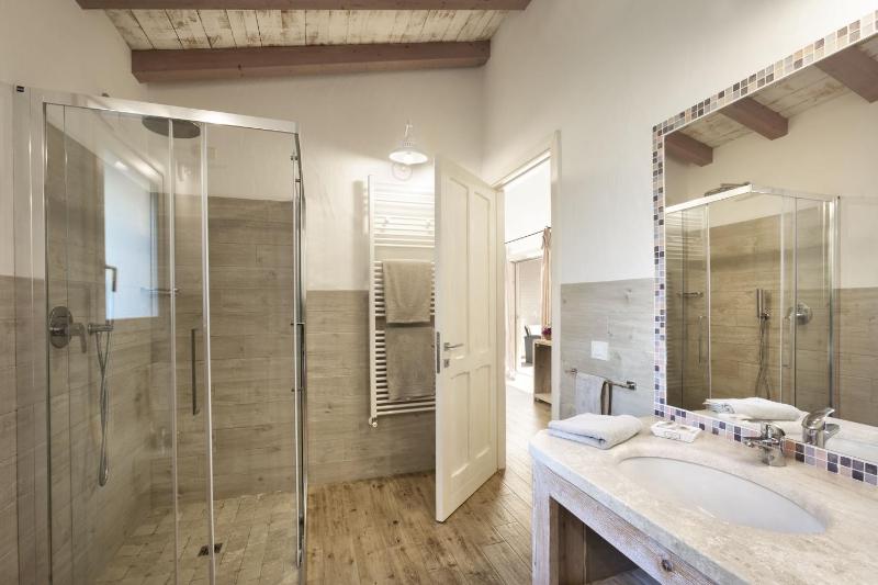 Suite image 2