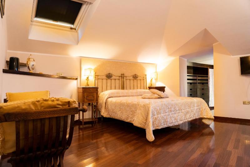 Junior Suite with Terrace image 3