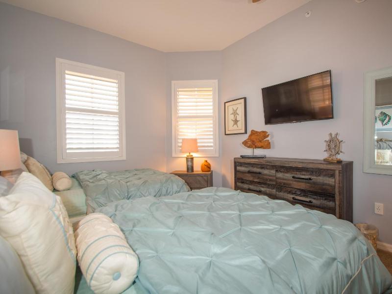 Harborview Grande 803 - image 11