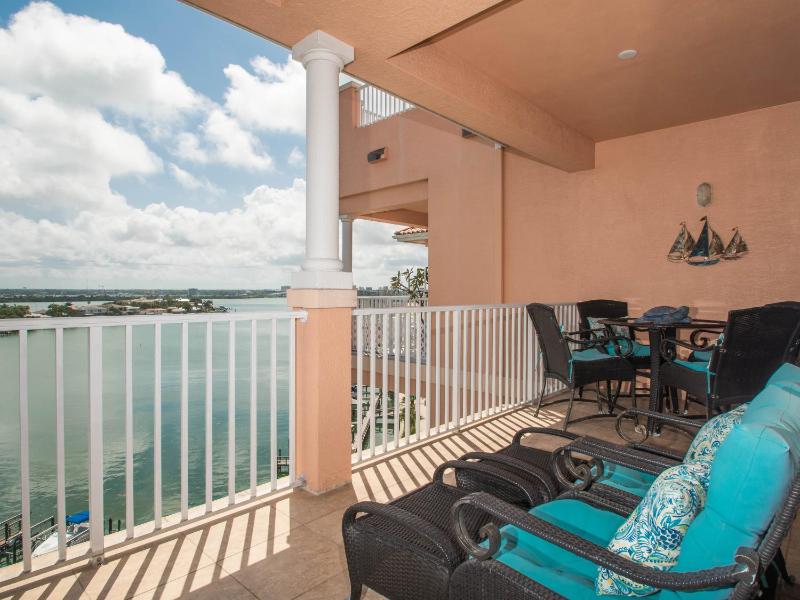 Harborview Grande 803 - image 27