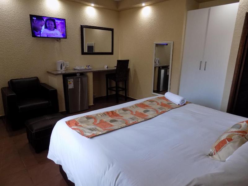 Margate Beach Lodge - image 5