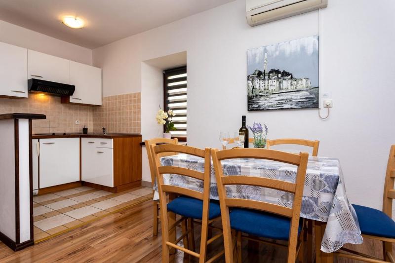 Apartments Sersic - image 19