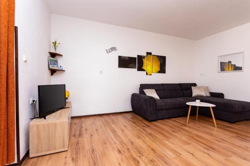Apartments Sersic - image 38