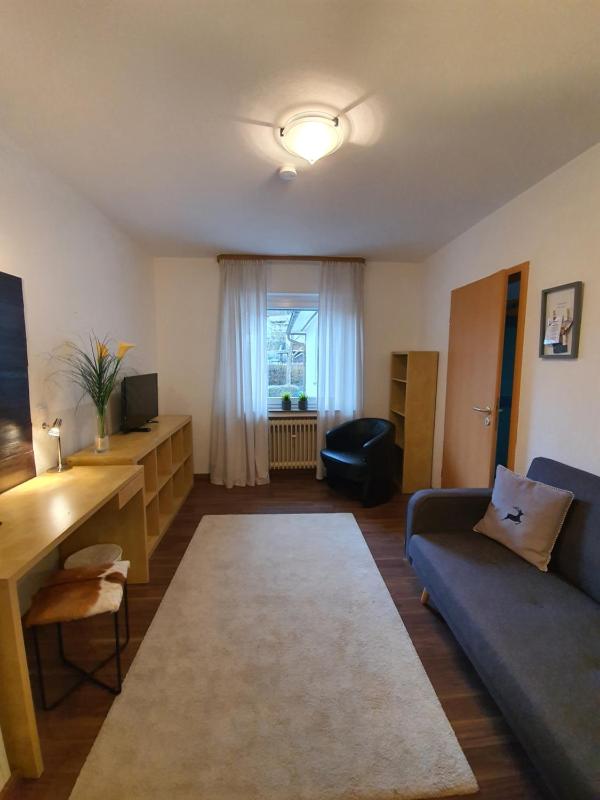 Large Double Room image 1