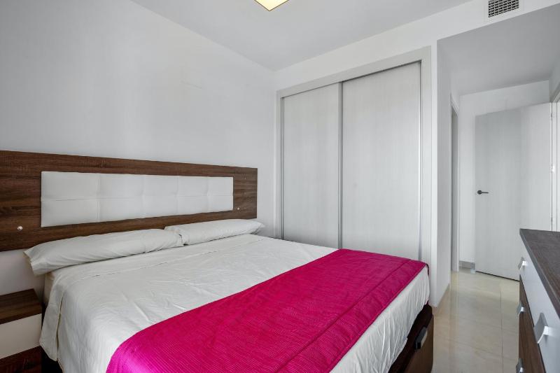 Spacious Apartment in Orihuela with Sea View - image 5