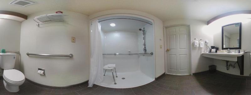 King Room - Accessible/Non-Smoking image 1