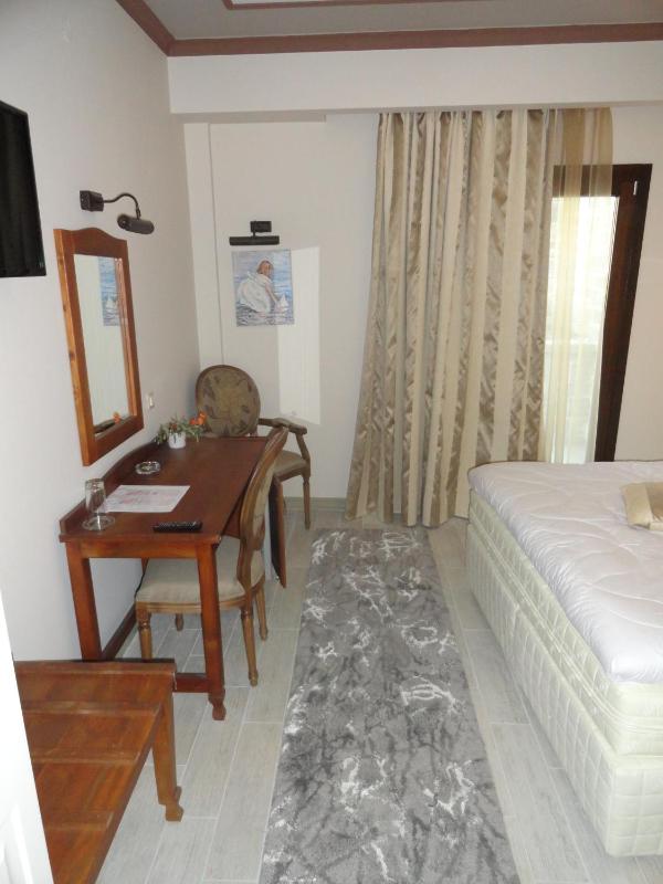  Double Room - Disability Access image 4