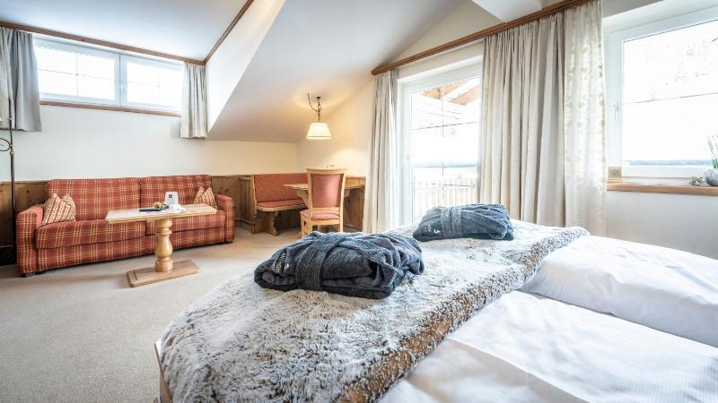Junior Suite image 2