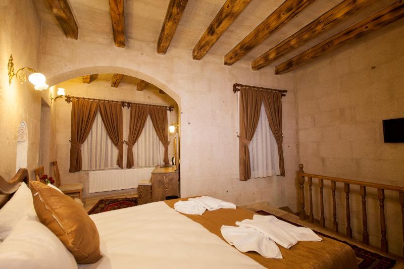 Deluxe Double Room image 4