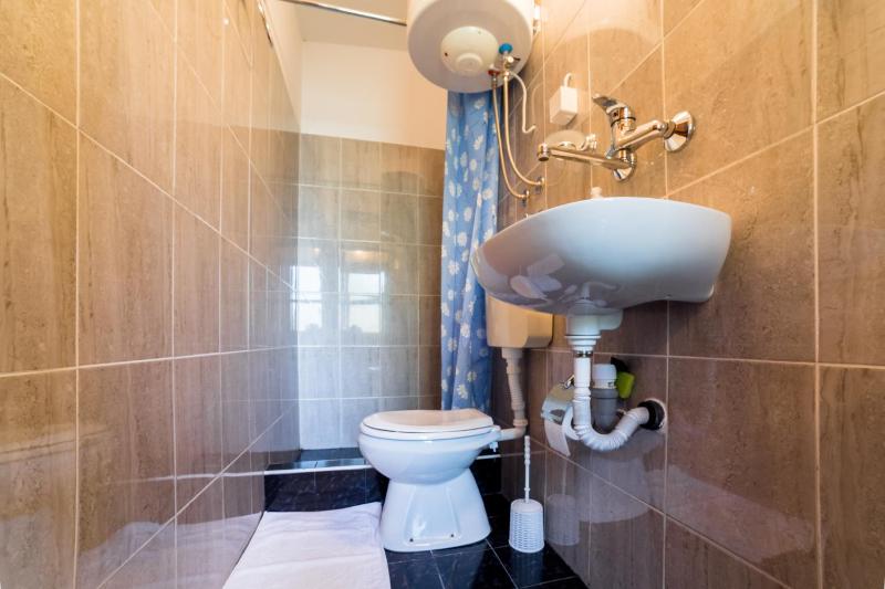 Studio Apartment image 4