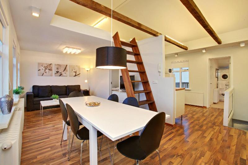 One-Bedroom Apartment with Balcony image 1