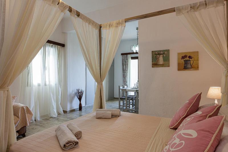 Kasteli Studios & Apartments - image 14