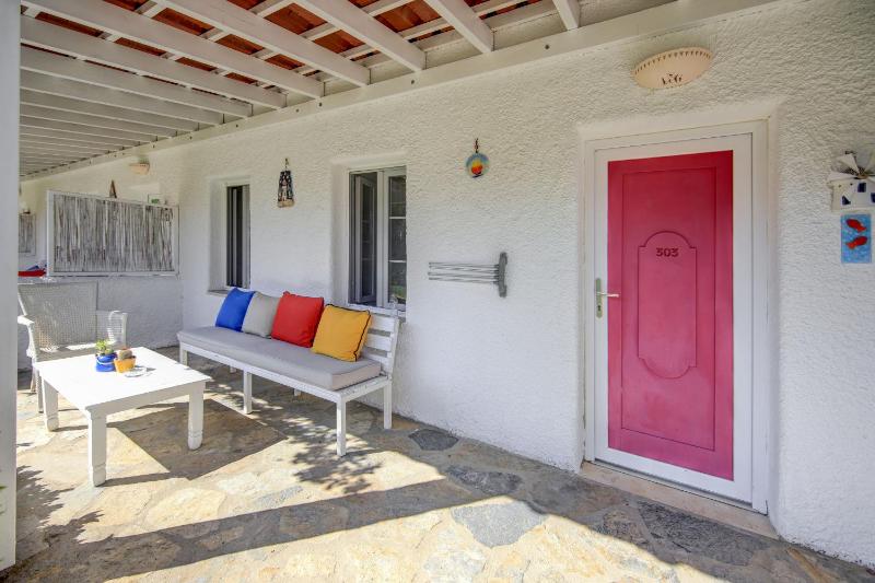 Standard Triple Room image 2