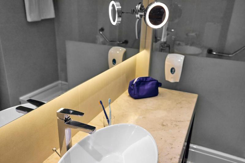 Suite image 2