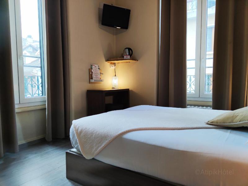 Standard Double Room with Canal View - 12m² image 3