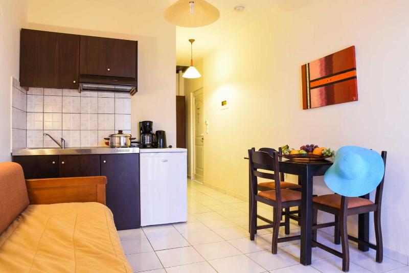 One-Bedroom Apartment with Sea View-Split Level image 3