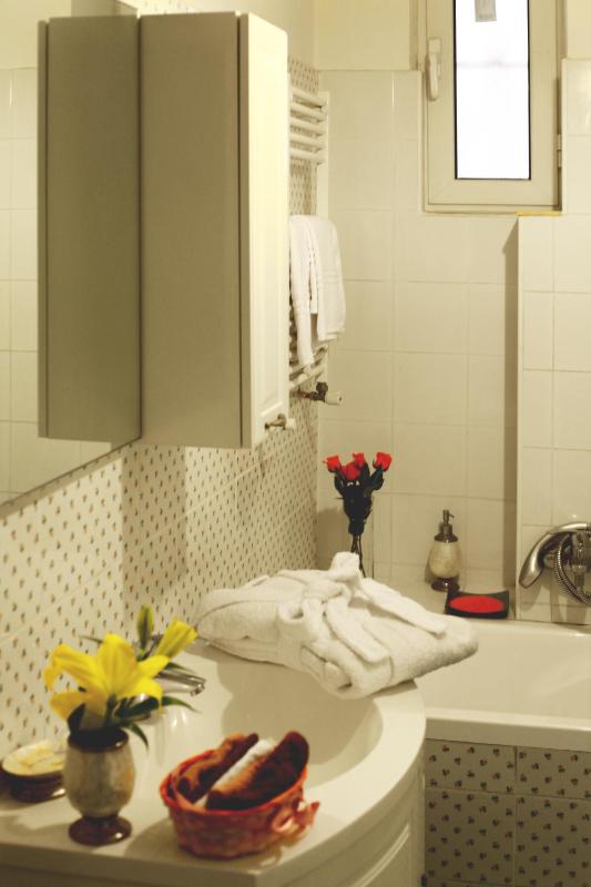 Double or Twin Room with Private External Bathroom image 2