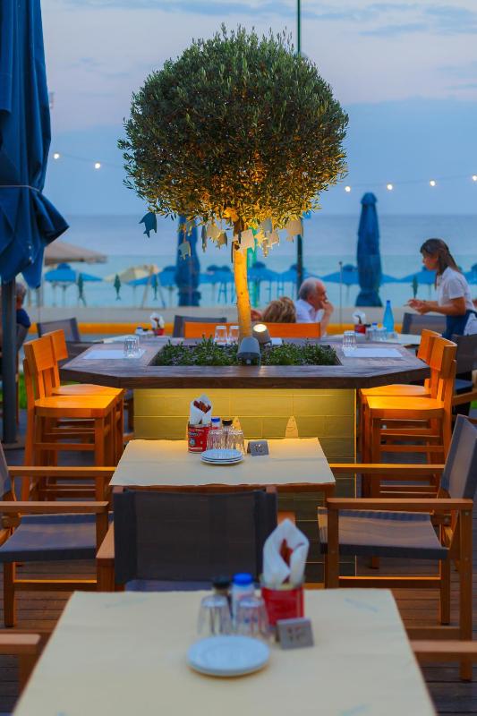 Elite City Resort - image 28