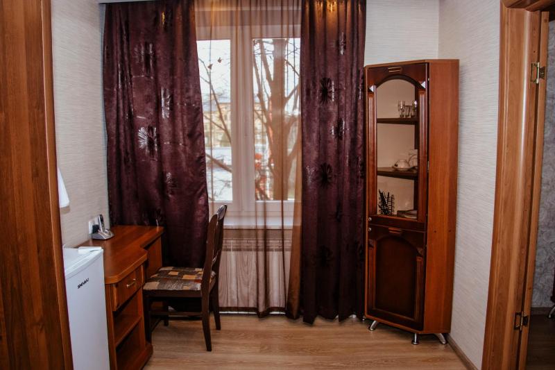 Deluxe Twin Room image 2