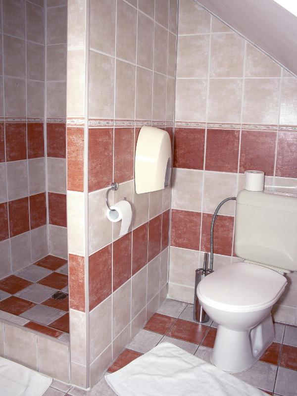 Quadruple Room image 2