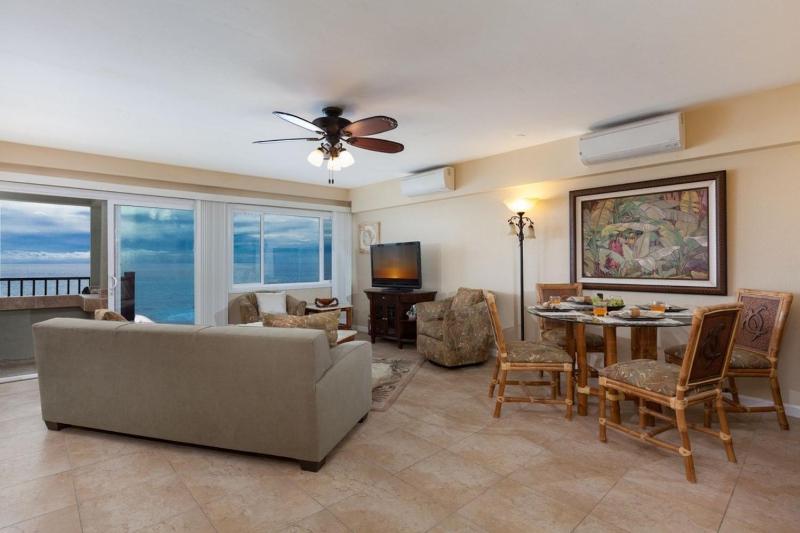 Banyan Tree 403C by Casago Kona - On the Pacific - image 9