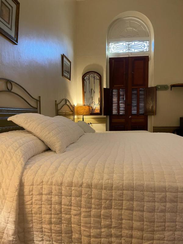 Double Room with Two Double Beds image 3