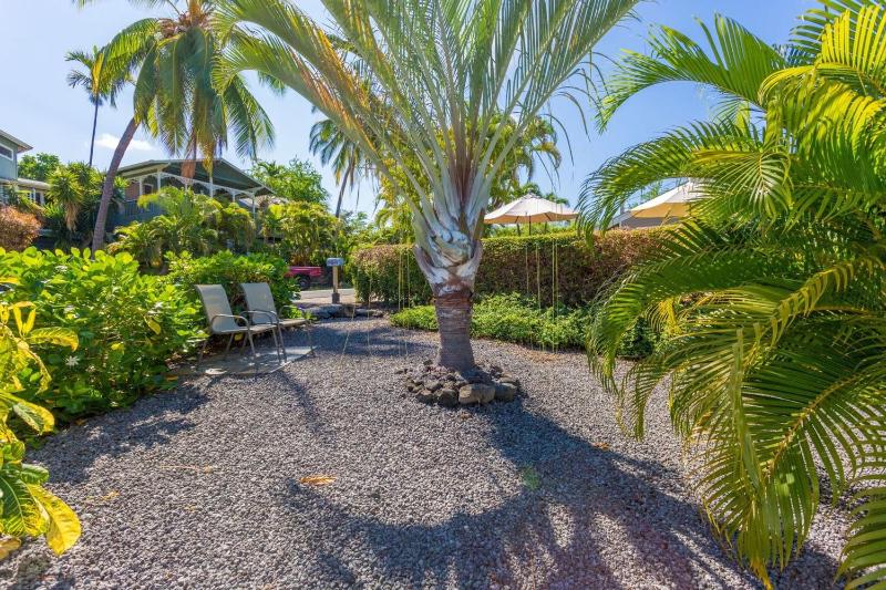 Hale Nani Loa - White Sands Beach Home with Private Pool by Casago Kona - image 16