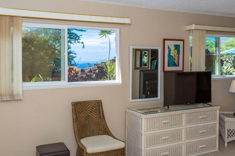 Hale Nani Loa - White Sands Beach Home with Private Pool by Casago Kona - image 7