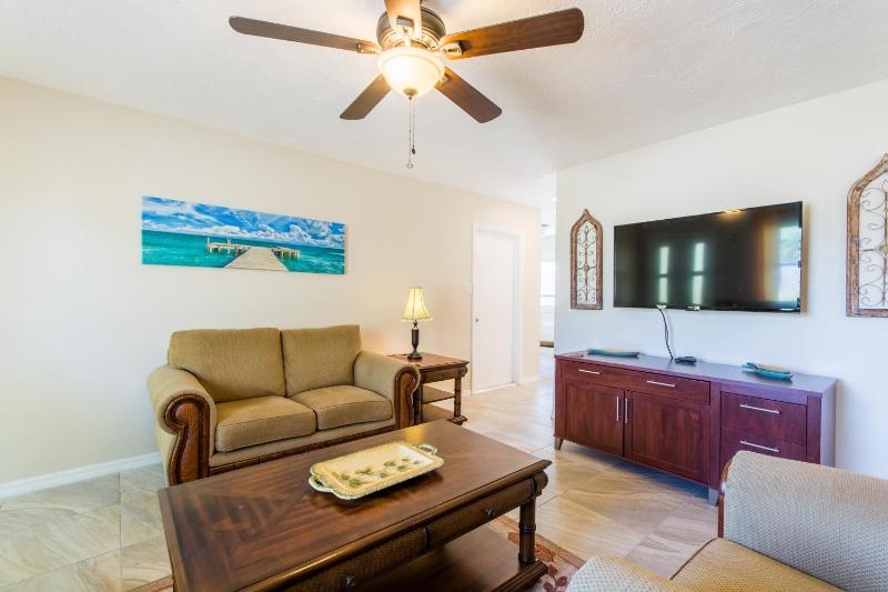 Two-Bedroom House image 3