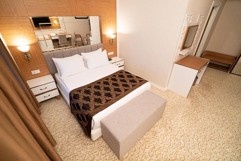 Economy Double Room image 1