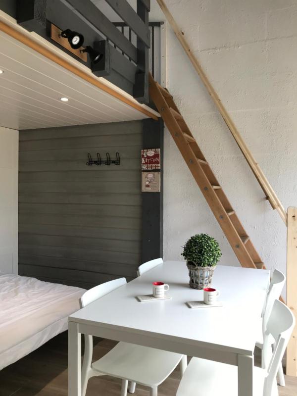 Double Room with Park View image 3